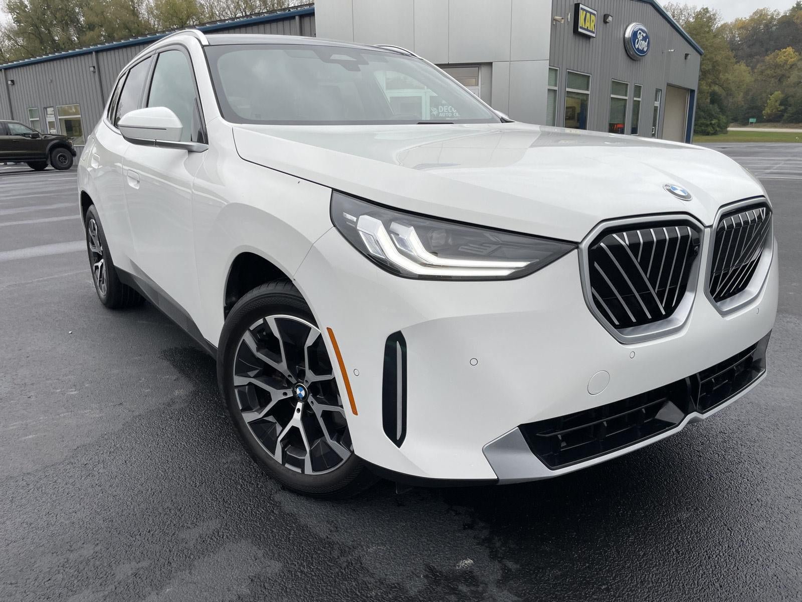 Used 2026 BMW X3 xDrive30i AWD/4WD image 3