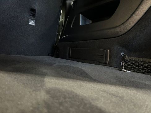 Used 2022 Mercedes-Benz EQB 300 4MATIC image 6