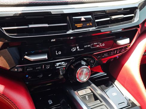 Used 2024 Acura MDX A-Spec image 41