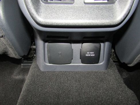 Used 2025 Ford Bronco Outer Banks AWD/4WD image 34