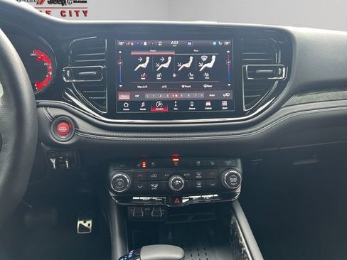 Used 2025 Dodge Durango SRT Hellcat w/ Trailer Tow Group IV image 18