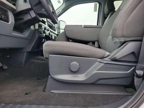 New 2026 Ford F250 XL w/ STX Appearance Package AWD/4WD image 19