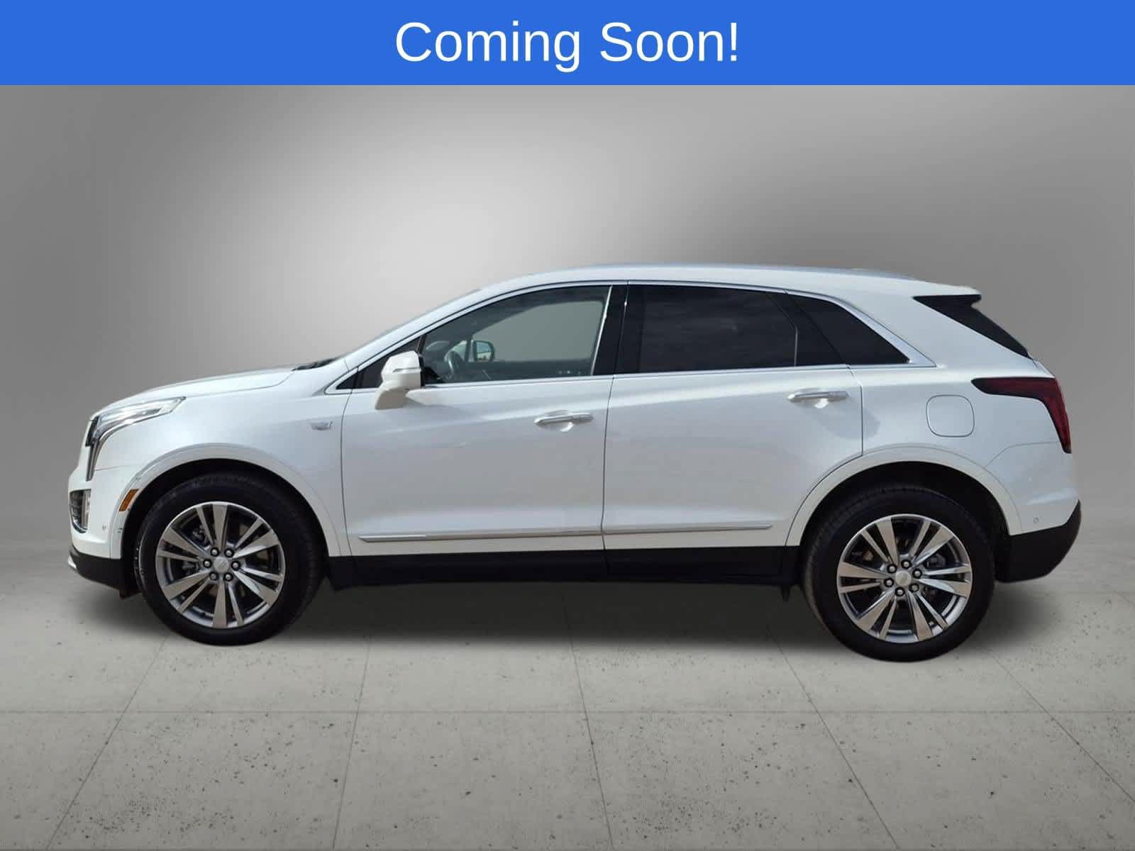 Used 2024 Cadillac XT5 Premium Luxury w/ Technology Package AWD/4WD image 3