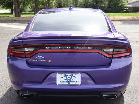 Used 2018 Dodge Charger GT AWD/4WD image 6