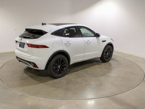 New 2024 Jaguar E-PACE R-Dynamic SE image 5