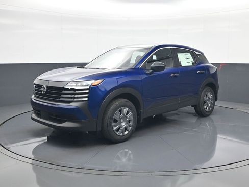 New 2026 Nissan Kicks S image 3