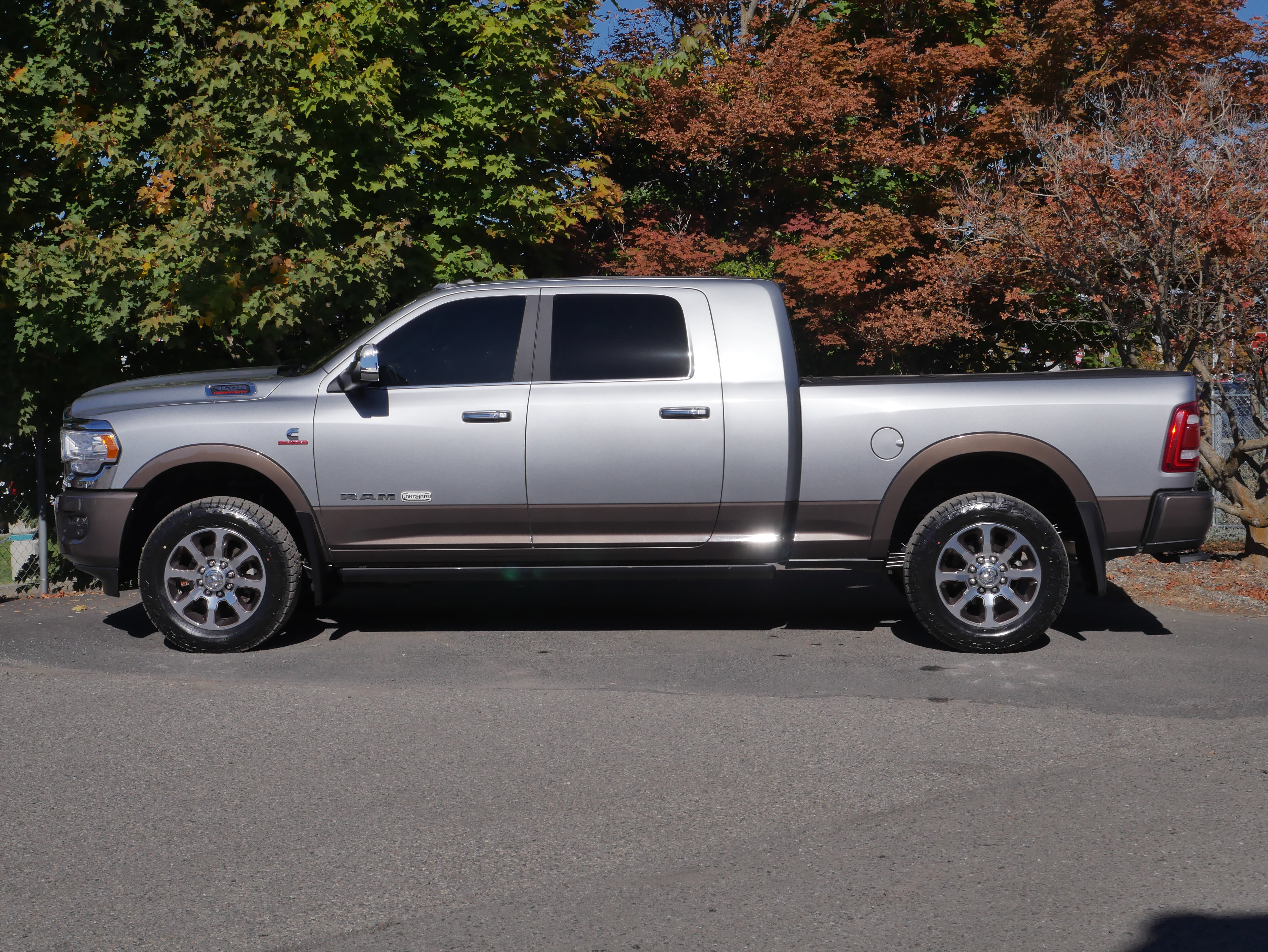 Used 2022 RAM 3500 Limited AWD/4WD image 21