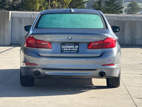 Used 2018 BMW 530e image 9