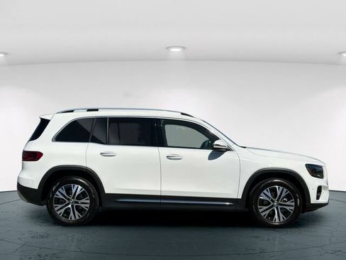 Certified 2025 Mercedes-Benz GLB 250 image 8