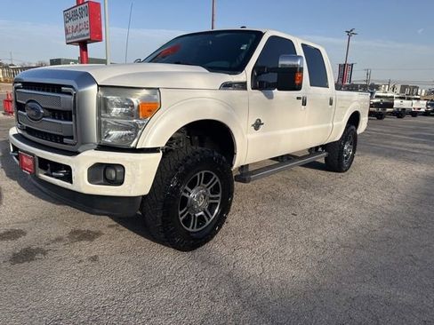 Used 2013 Ford F250 Platinum w/ FX4 Off Road Pkg image 3