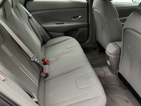 Used 2024 Hyundai Elantra SEL FWD image 23