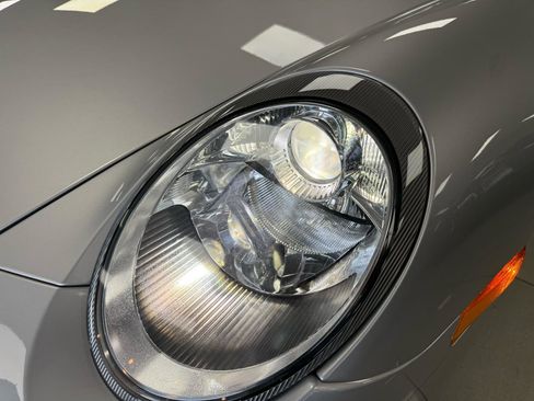 Used 2005 Porsche 911 Carrera RWD image 24