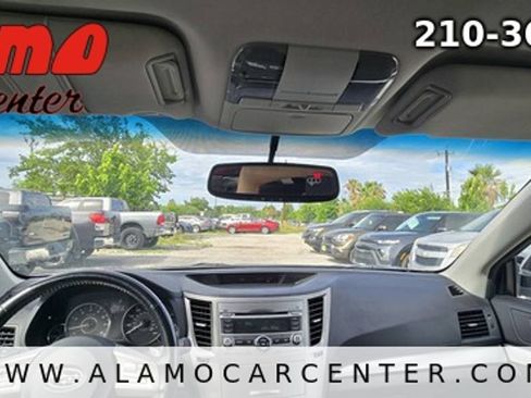 Used 2011 Subaru Outback 2.5i Premium AWD/4WD image 38