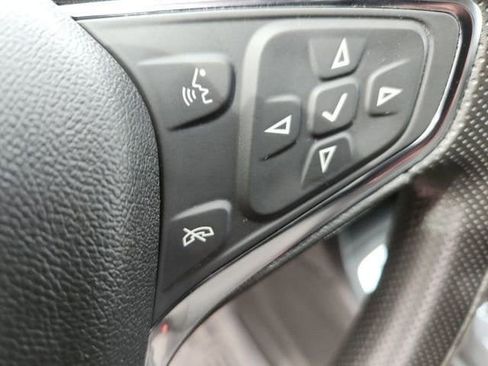 Certified 2019 Chevrolet Equinox LT image 11