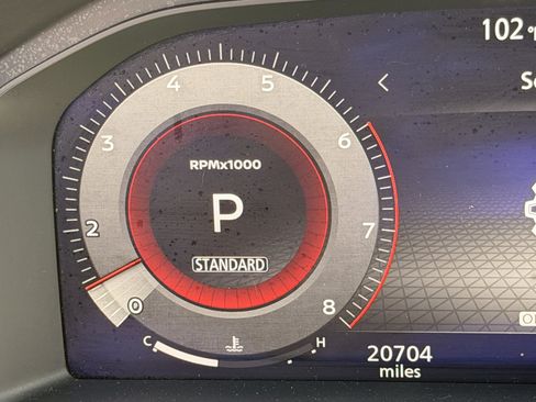 Used 2026 Nissan Rogue SL FWD image 13