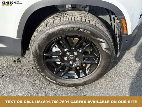 Used 2025 Land Rover Defender 110 S image 15