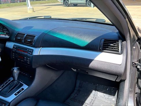 Used 2005 BMW 325Ci Convertible image 17