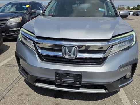 Used 2019 Honda Pilot Elite image 2