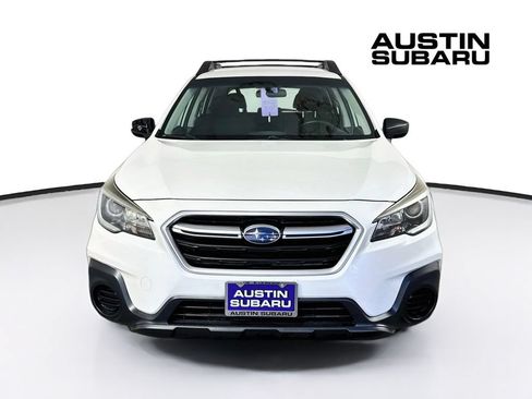 Used 2018 Subaru Outback 2.5i AWD/4WD image 2