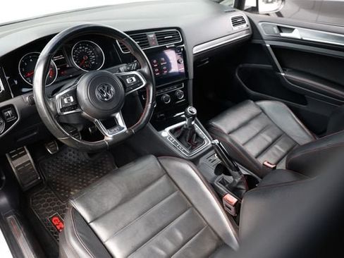 Used 2019 Volkswagen GTI SE FWD image 6