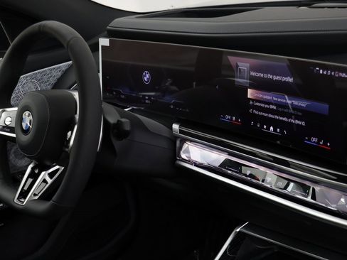 New 2026 BMW 760i xDrive w/ Executive Package image 23