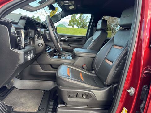 Used 2023 GMC Sierra 1500 AT4 w/ AT4 Premium Package image 16