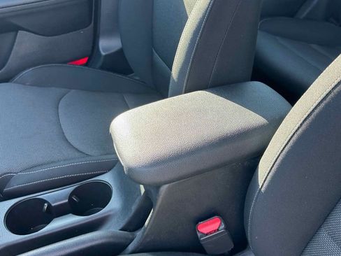 Used 2024 Kia Forte LXS image 22