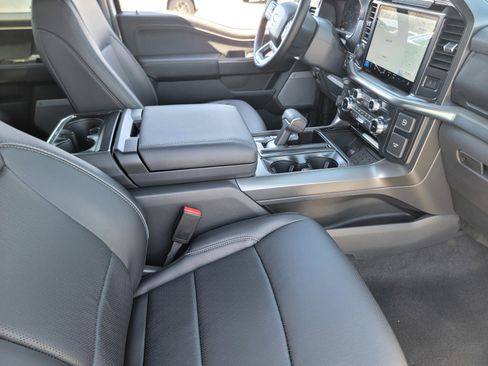 New 2025 Ford F150 Lariat w/ Equipment Group 501A Mid image 14