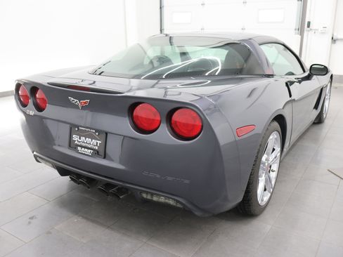 Used 2009 Chevrolet Corvette Coupe w/ Preferred Equipment Group RWD image 5