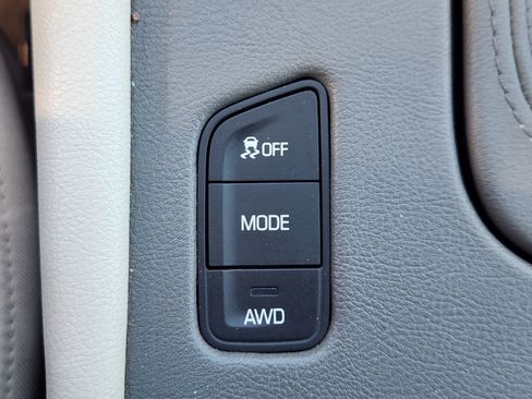 Used 2017 Cadillac XT5 Luxury w/ Driver Awareness Package image 23