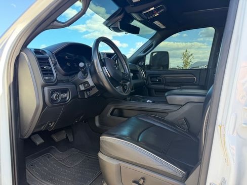 Used 2023 RAM 2500 Limited AWD/4WD image 3