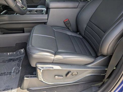 New 2026 Ford F250 Platinum image 4