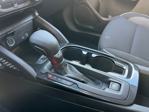 Used 2025 Chevrolet TrailBlazer LT image 40