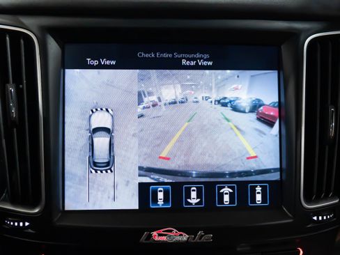 Used 2019 Maserati Levante S GranLusso image 31