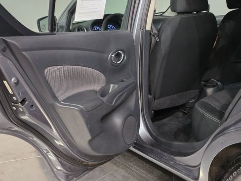 Used 2018 Nissan Versa SV image 28