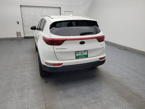 Used 2017 Kia Sportage EX image 6