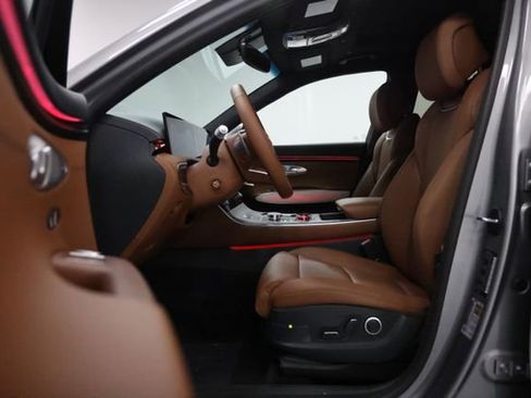 New 2026 Genesis GV70 2.5T Advanced image 17