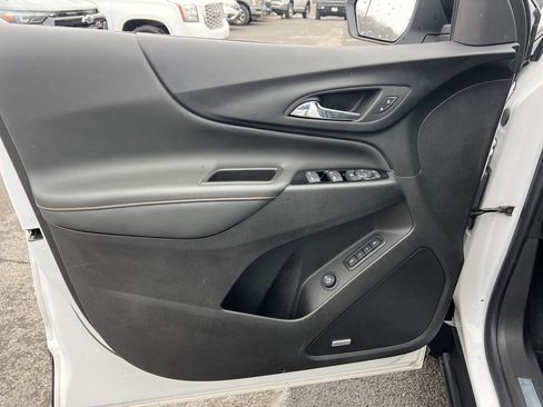Used 2023 Chevrolet Equinox Premier image 21