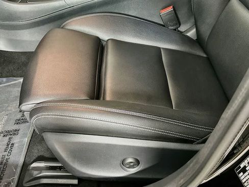 Used 2018 Mercedes-Benz CLA 250 image 27