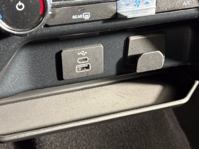 Used 2025 Ford F150 XLT w/ Equipment Group 301A Standard AWD/4WD image 38