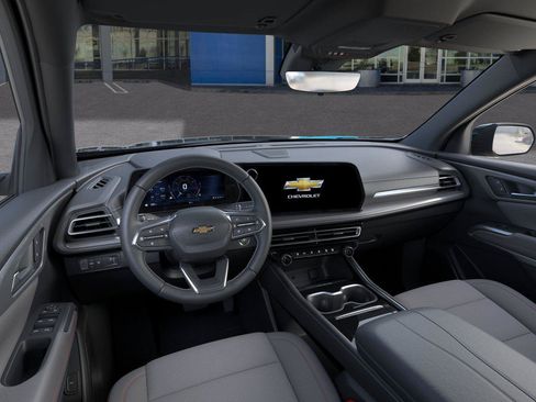 New 2026 Chevrolet Traverse LT w/ Driver Confidence Package FWD image 15