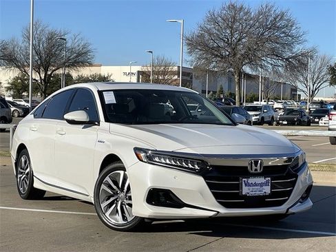 Certified 2022 Honda Accord EX-L image 2