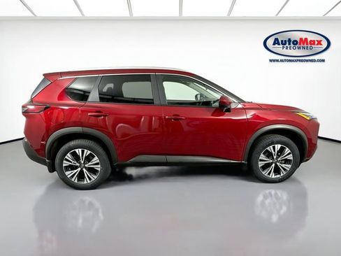 Used 2023 Nissan Rogue SV w/ SV Premium B Package image 10