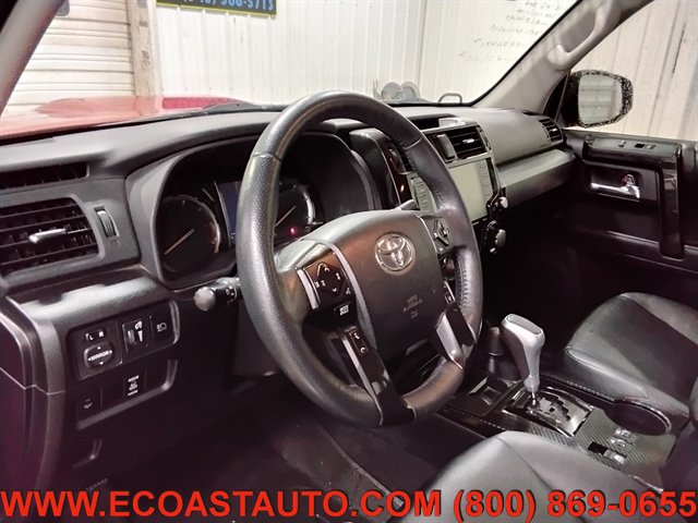 Used 2021 Toyota 4Runner TRD Off-Road Premium AWD/4WD image 10