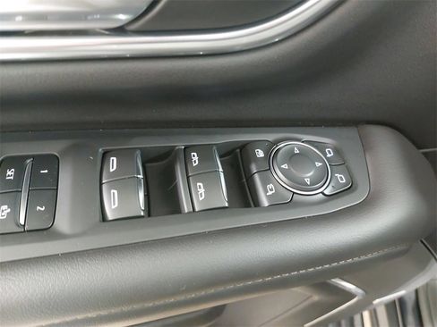 Used 2021 Chevrolet Suburban High Country image 34