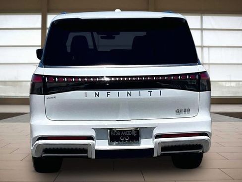 Certified 2026 INFINITI QX80 Luxe w/ Cargo Package RWD image 4