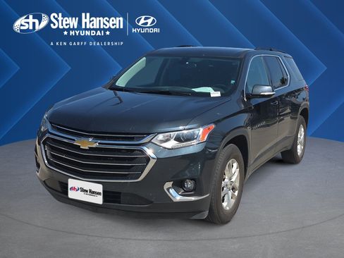 Used 2019 Chevrolet Traverse LT AWD/4WD image 1
