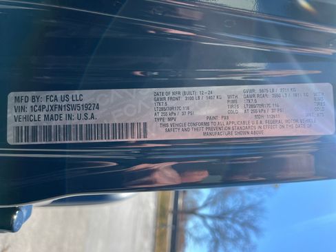 Used 2025 Jeep Wrangler Unlimited Rubicon w/ Steel Bumper Group image 32