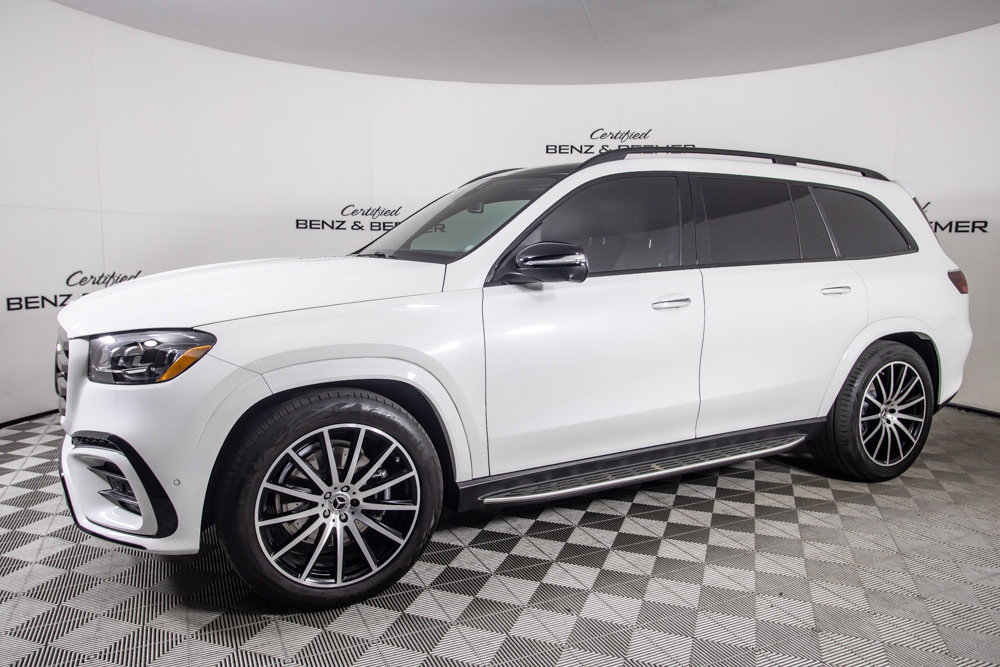 Used 2026 Mercedes-Benz GLS 580 4MATIC image 10