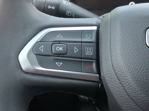 Used 2025 Jeep Compass Limited w/ Elite Group AWD/4WD image 22